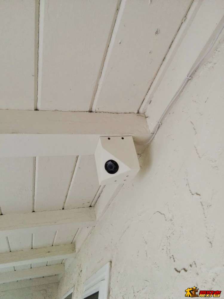 监视摄像头盒