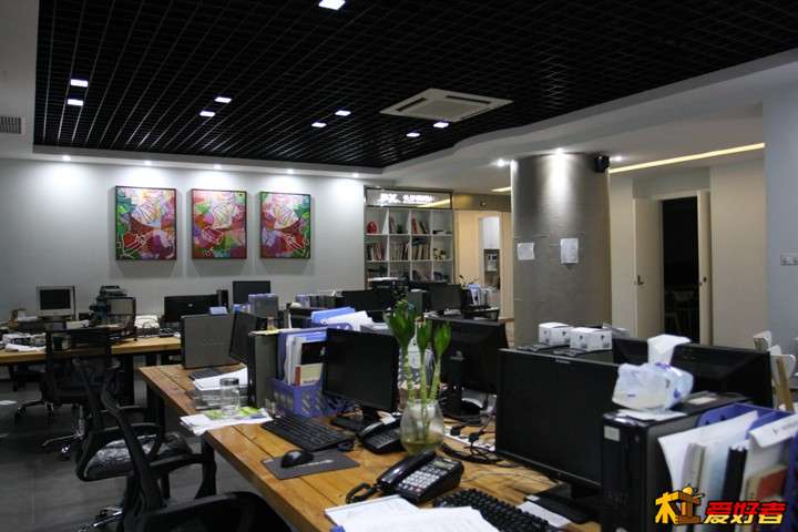 pxoffice2.jpg