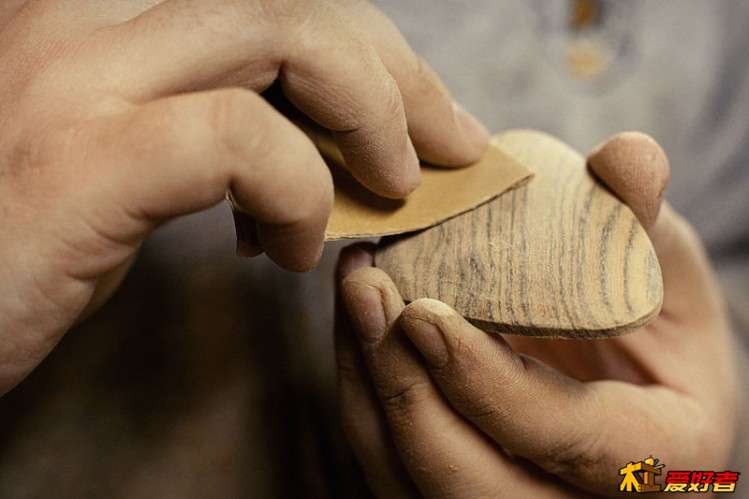 hand-sanding.jpg