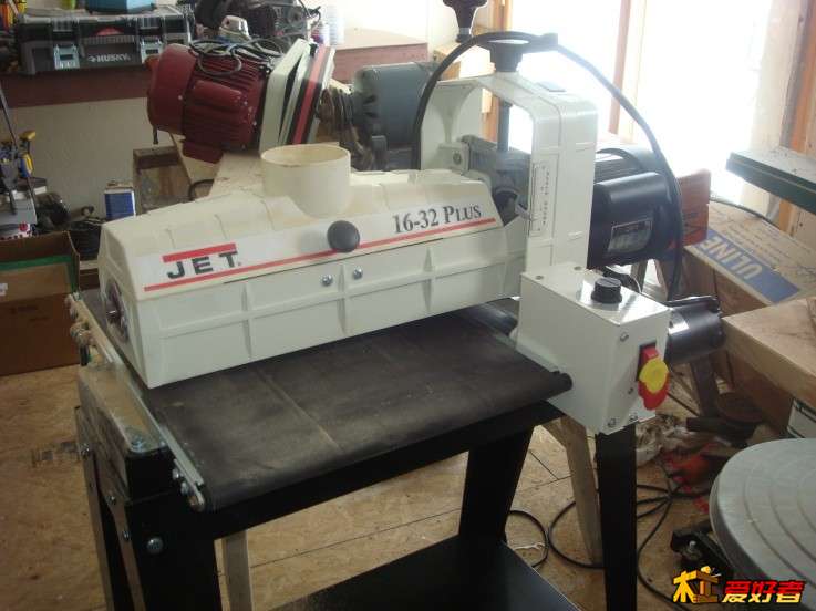 DSC01532SettinupnewshopDrumSander.jpg
