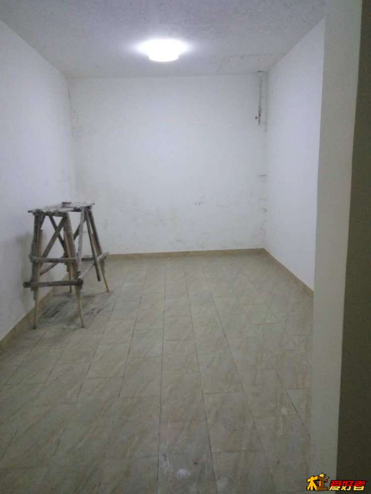 238899994167272939.jpg