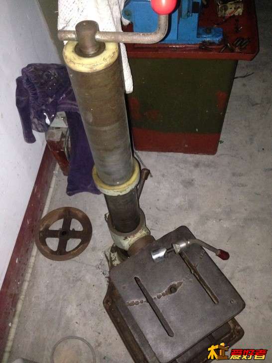 北海台钻的升降