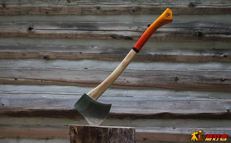 base-camp-axe-xl.jpg