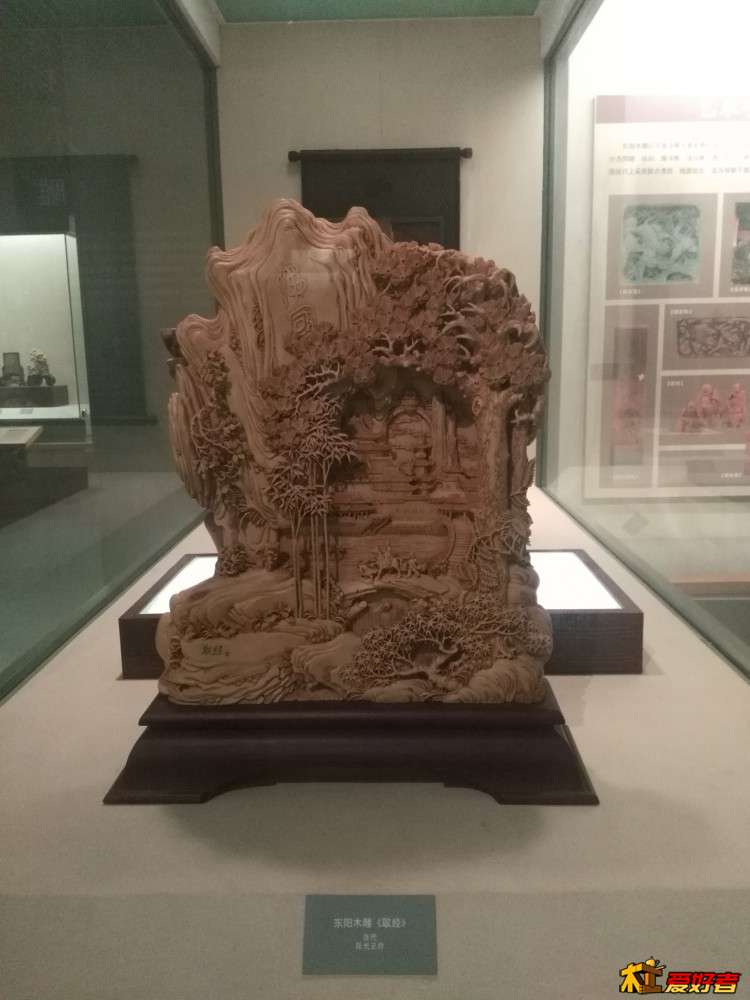盆景。