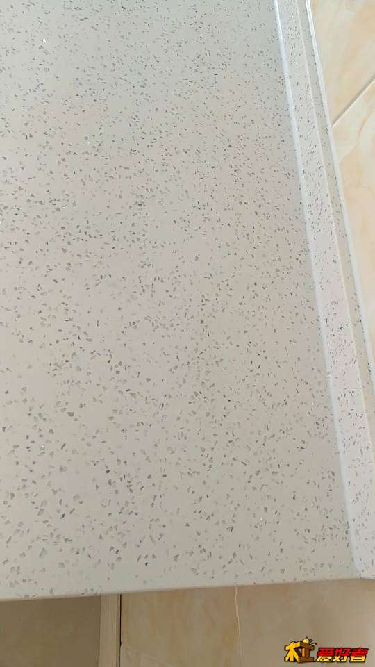 234733nciuiifefrffiq7x.jpg