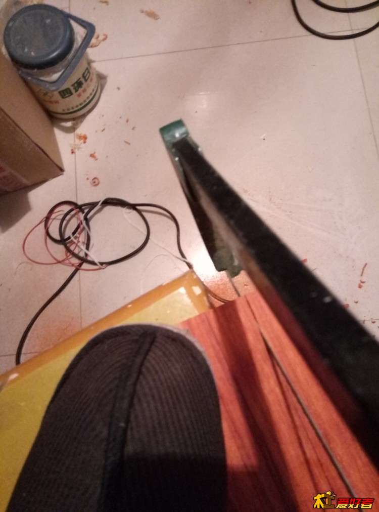 钢锯，不专业吧