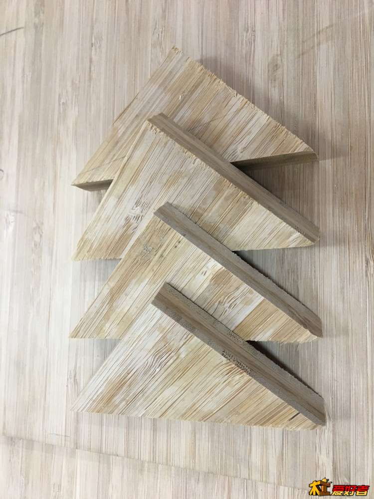 脚板，后期加装脚钉