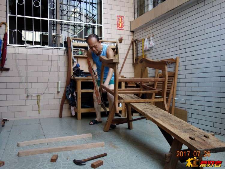 摇43.JPG