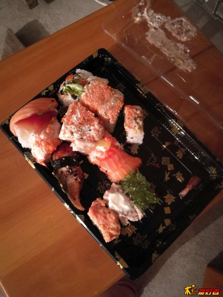 老婆看我辛苦，送来的黑暗料理