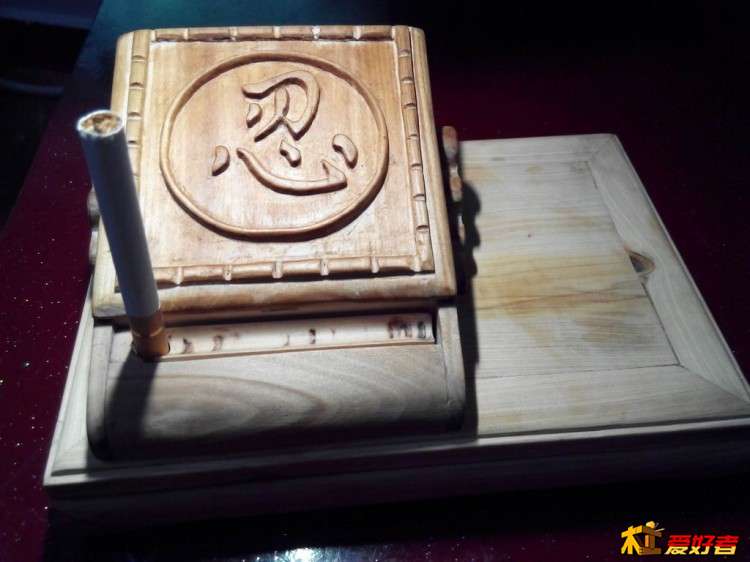弹烟盒 024.jpg