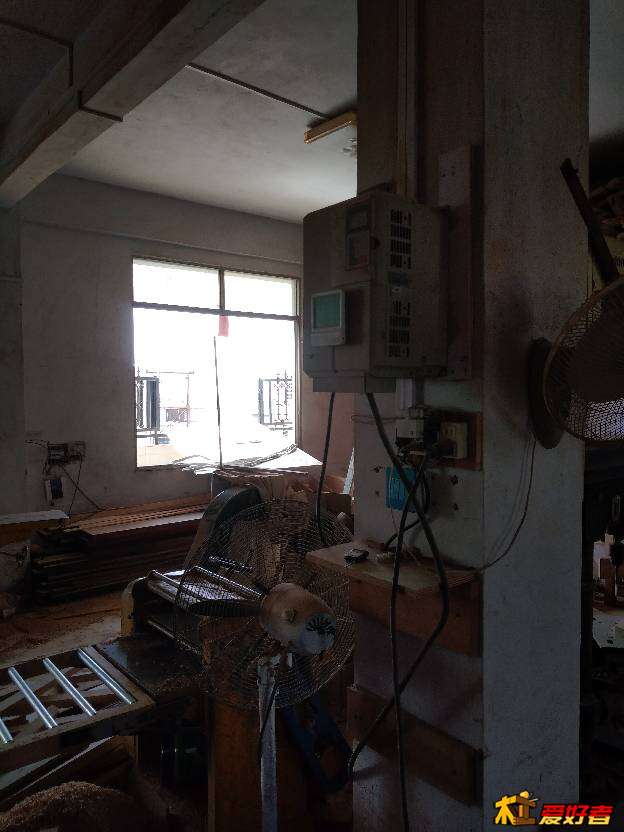 105708tbr8cz8aehzb6mbu.jpg