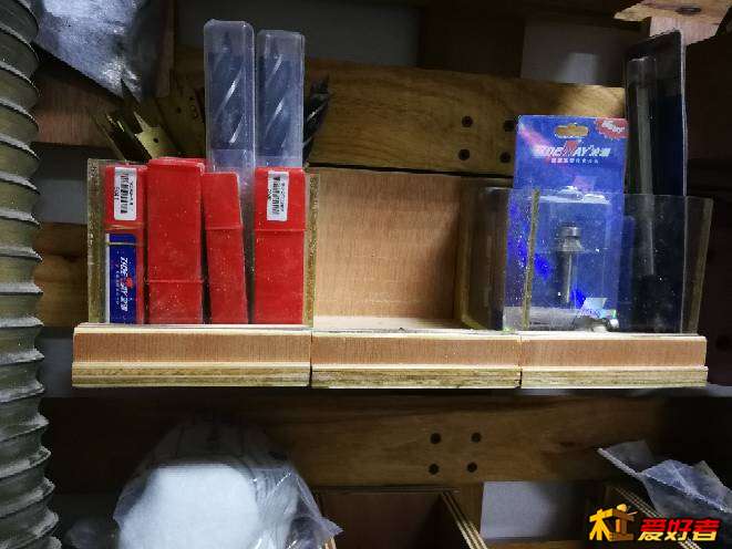 050114uosqlcs8rlirrlsr.jpg
