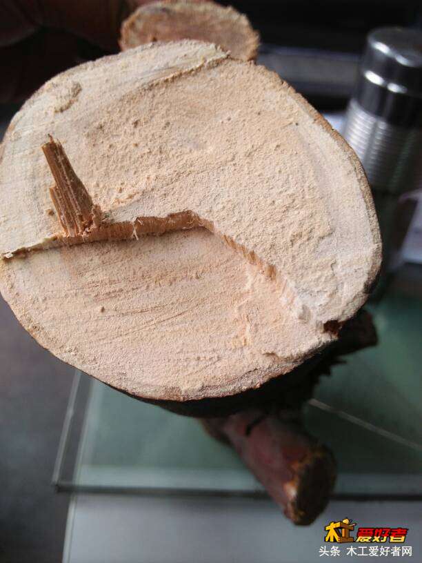 215124zrxrztuus1r4xkhy.jpg