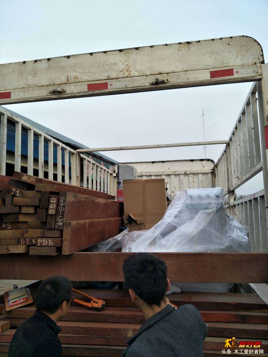 211916xahh9vcsuscr7hc7.jpg