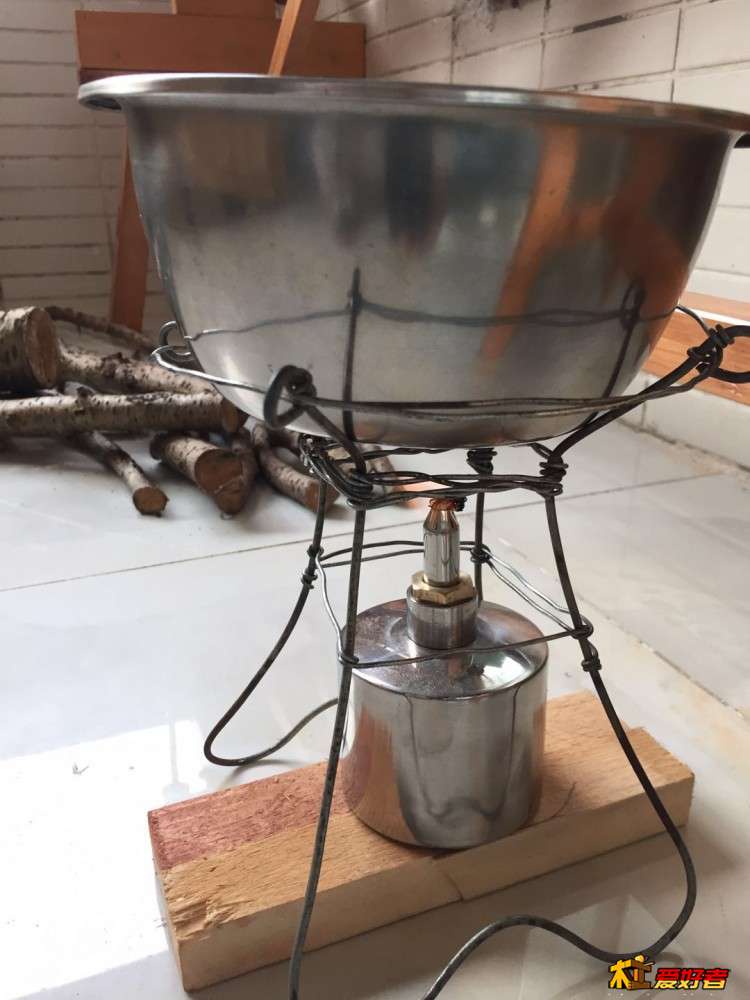 12-点着酒精灯.jpg
