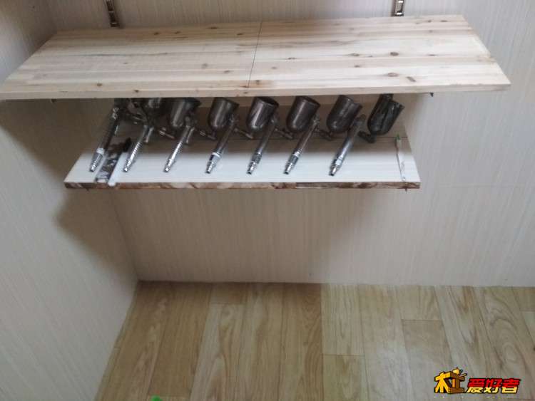无尘喷恒温涂间 堆码层 下层放置喷涂工具