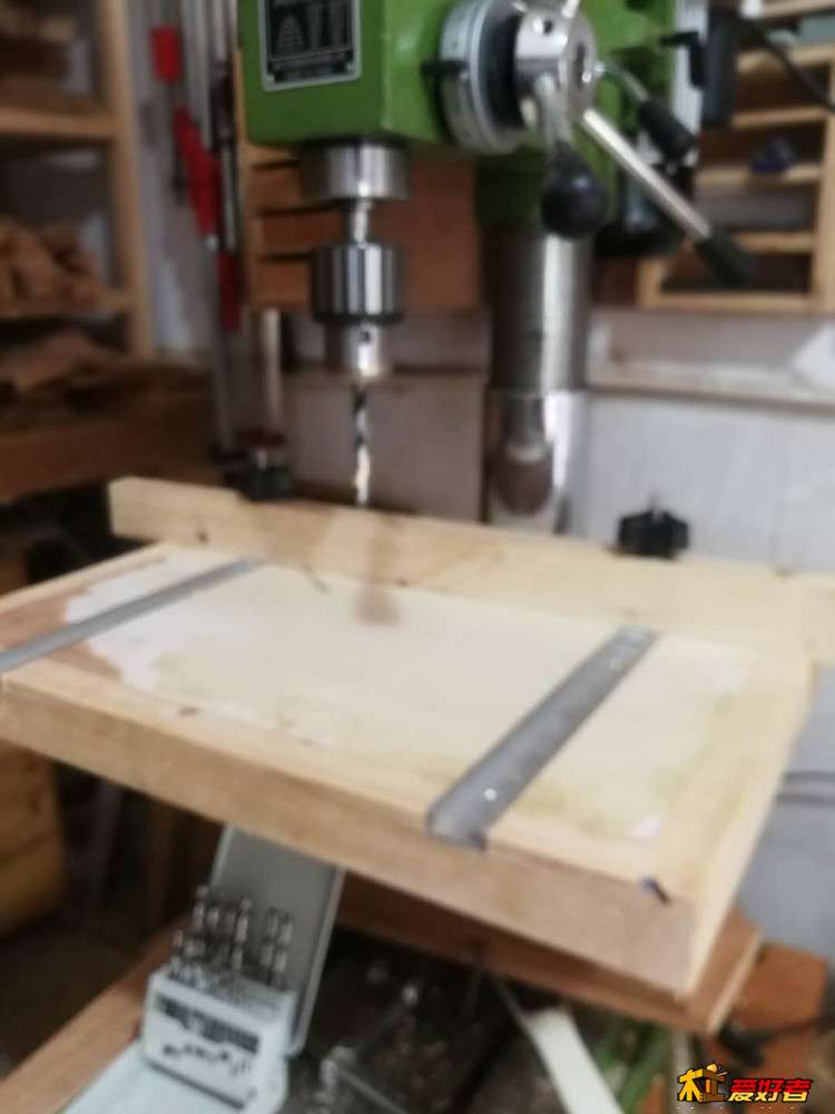 9工作台.jpg