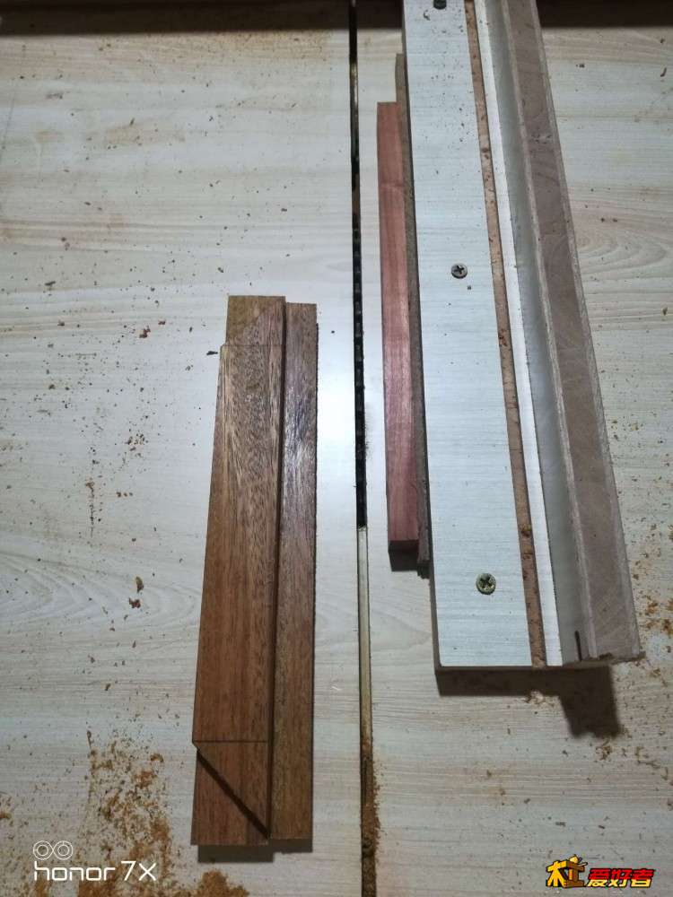 1561800326768620_589.jpg