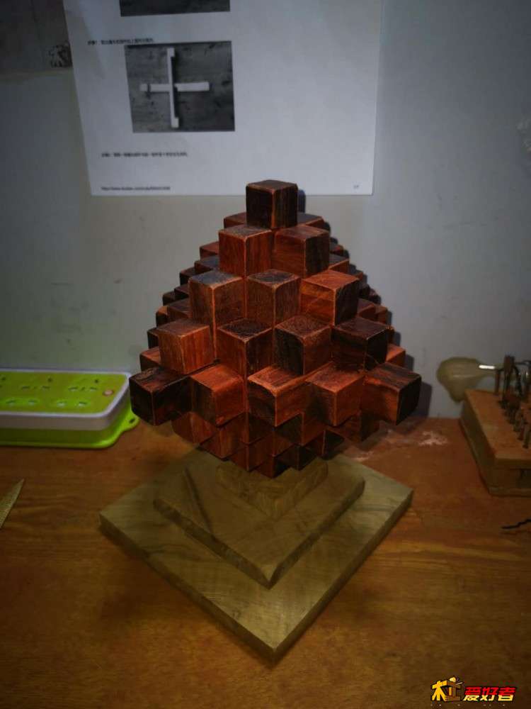 1098392864.jpg