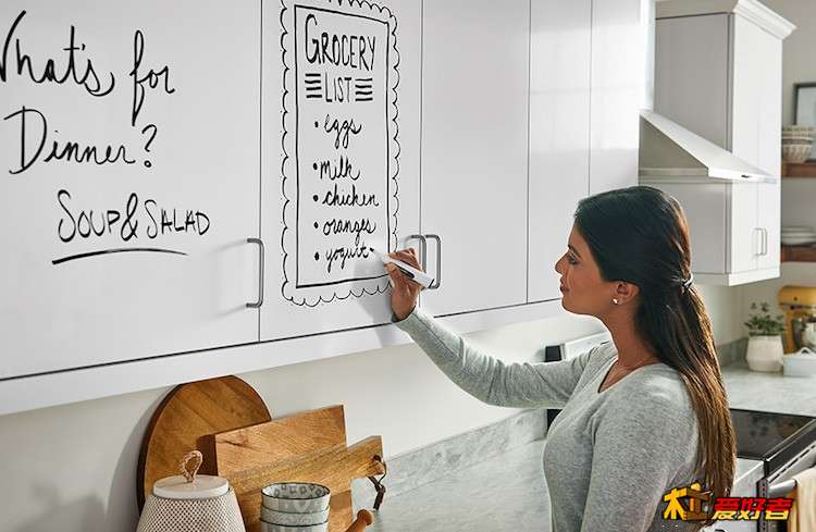 949-whitemarkerboard-cabinet-front-235-920x600.jpg