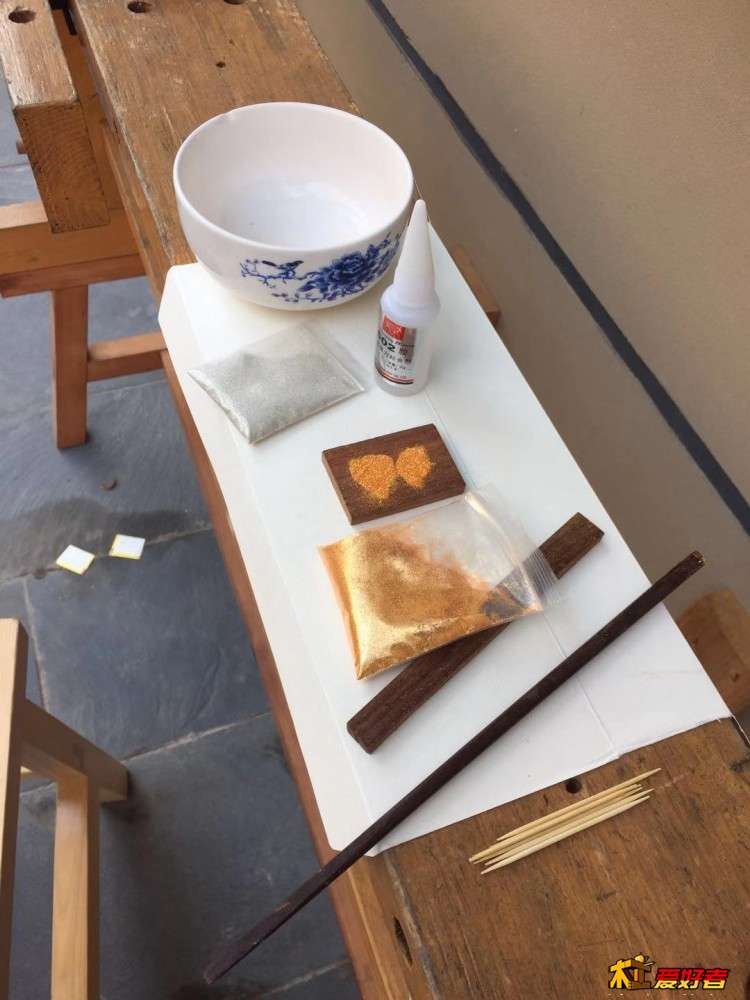 4-1-开始嵌金银粉.jpg