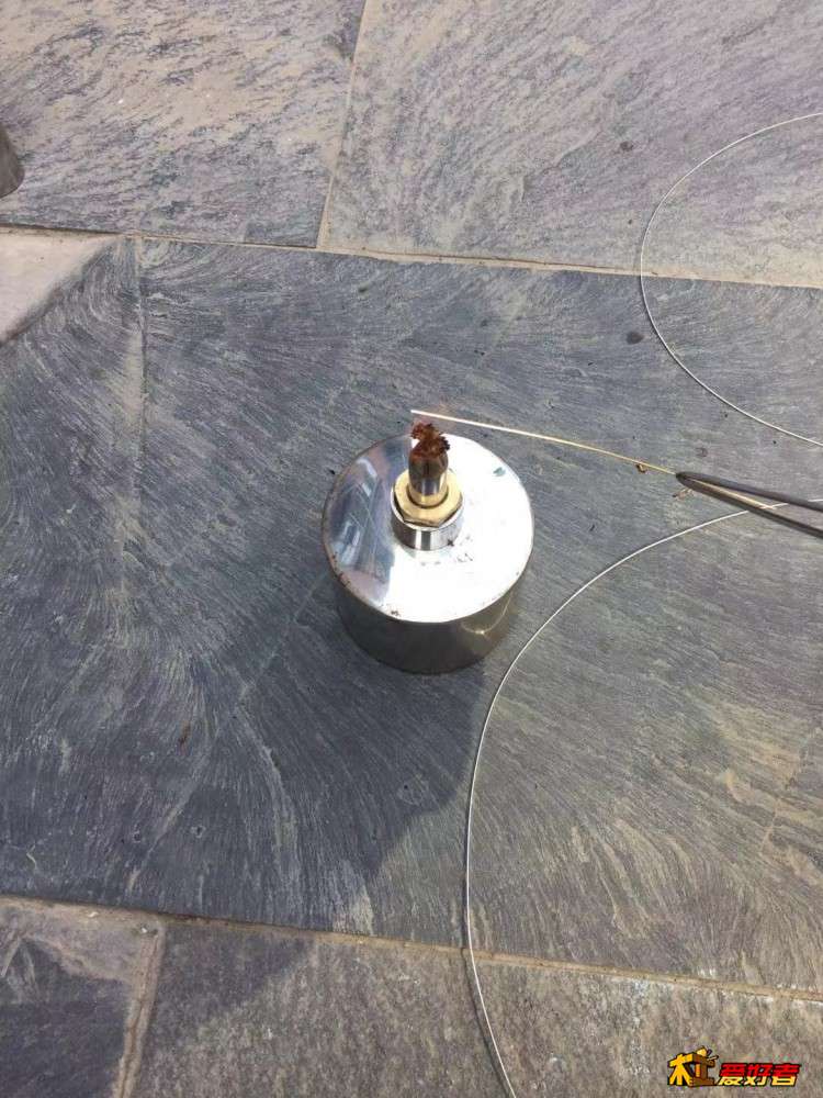 4-7-用酒精灯给金银丝退火.jpg
