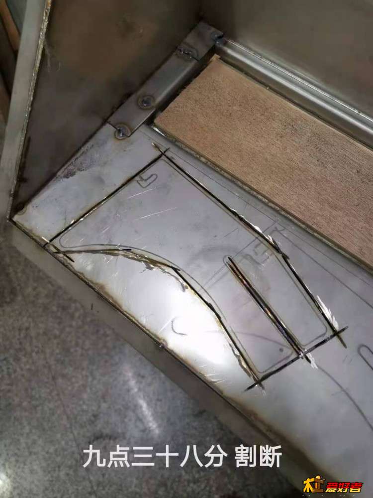 钢板下料.jpg