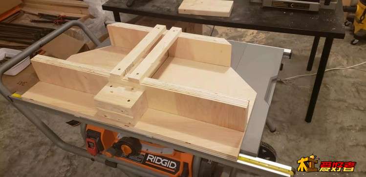 crosscut_sled_8.jpg