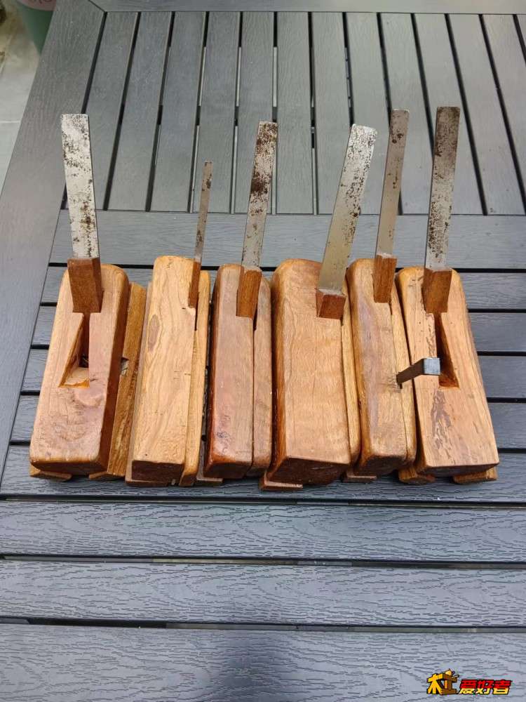 10-3-一堆线刨成品照-3.jpg