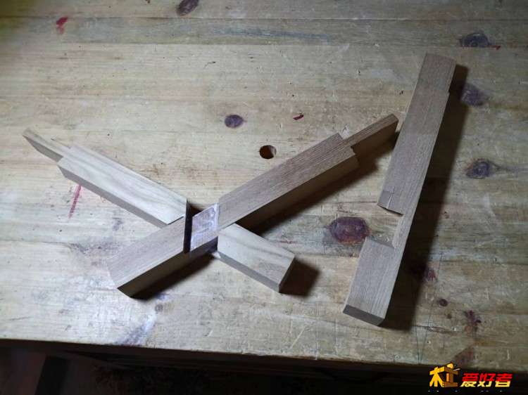横枨涂胶