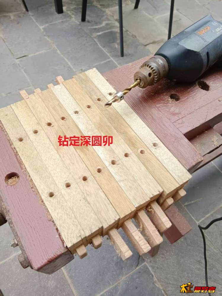 3-7-钻定深圆卯.jpg