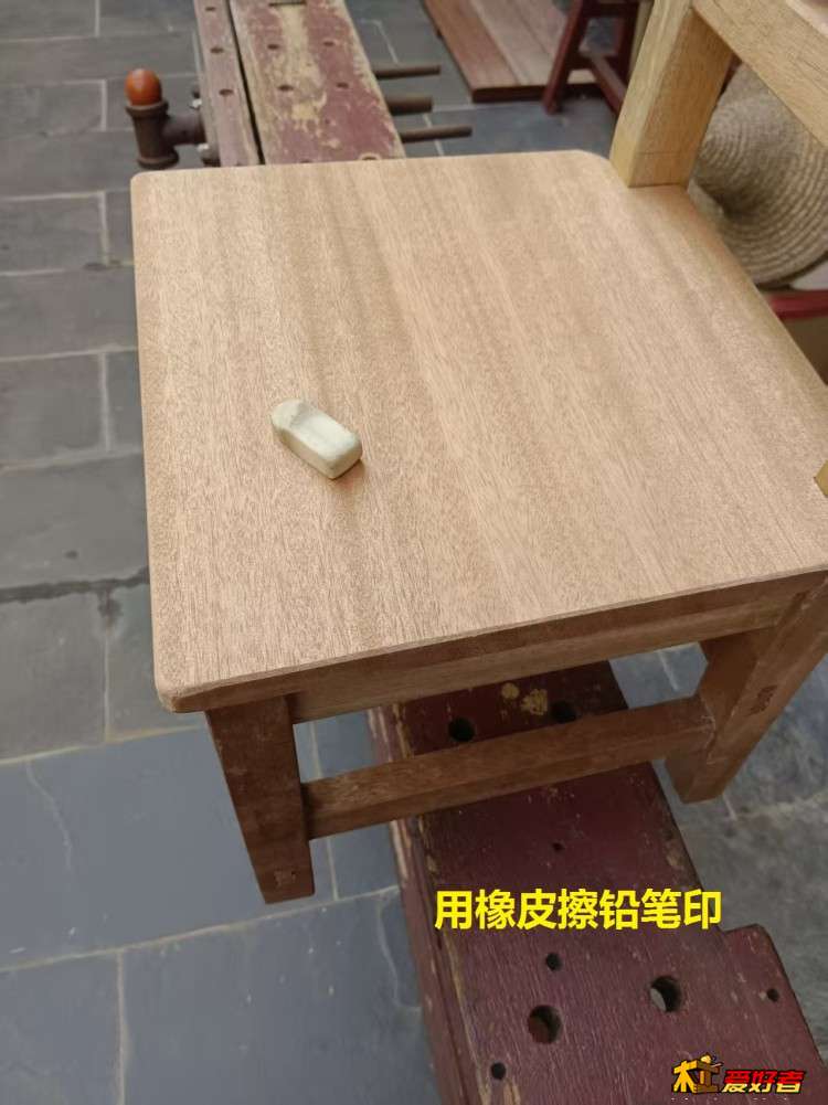 6-3-用橡皮擦铅笔印.jpg