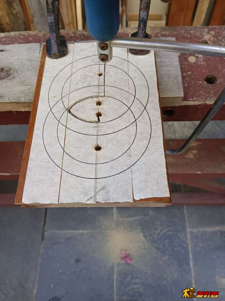 2-8-用拉花锯锯大型.jpg