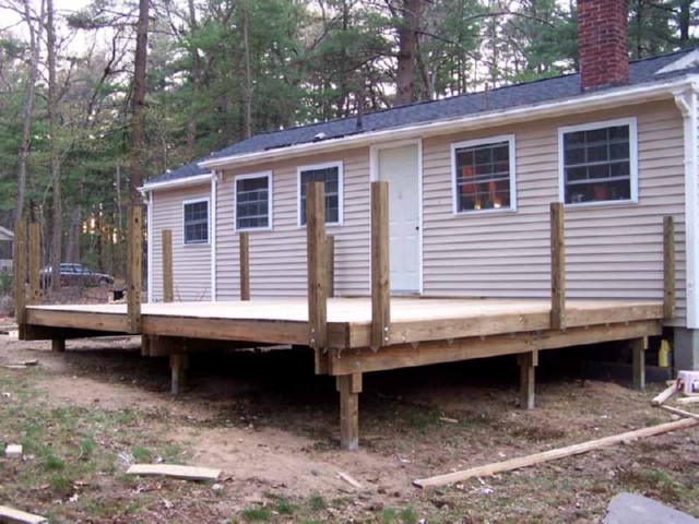 buillding deck 169.JPG