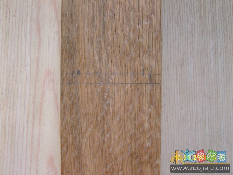 在刨底画出千斤槽宽度线