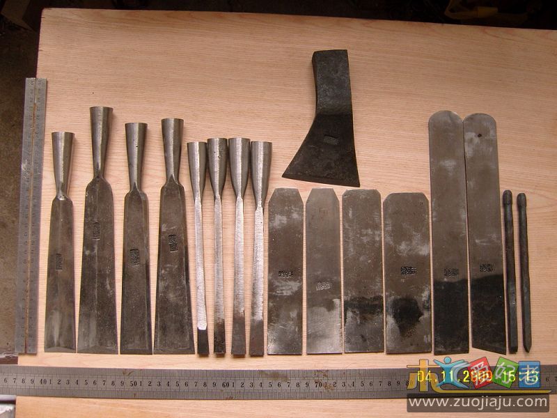 带筋扁铲2把，刃口尺寸35、45mm