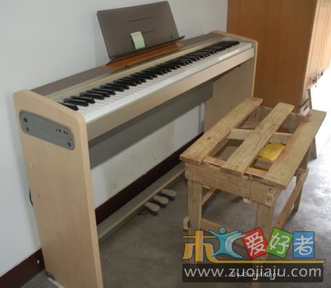 version2_piano.jpg