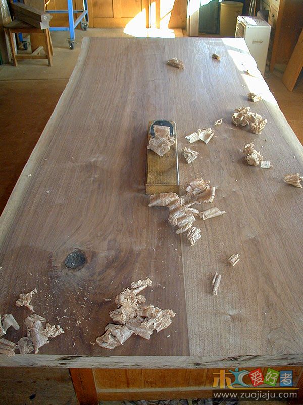 table06b.jpg